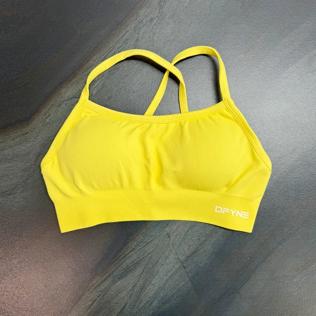 Dfyne Impact Sports Bra for Women Seamless Halter Bra Open Back Yoga Top Bras Medium Support Gym Crop Top Padded Sportswear