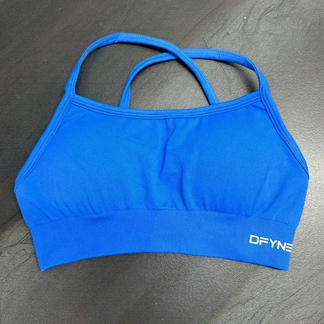 Dfyne Impact Sports Bra for Women Seamless Halter Bra Open Back Yoga Top Bras Medium Support Gym Crop Top Padded Sportswear